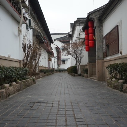 371.东晋帝国:一个世纪的风风雨雨