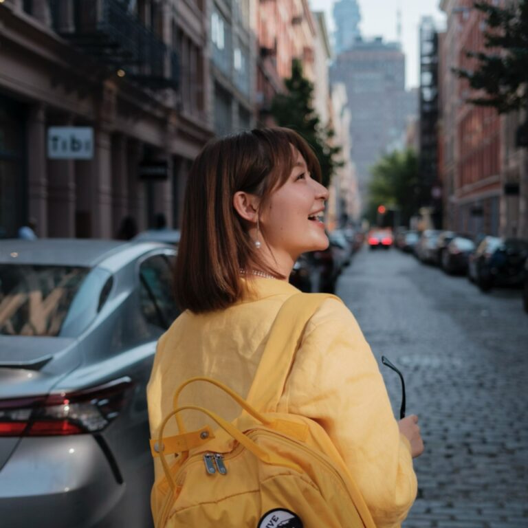 98. 一个完美女儿决定出走，纵身跃入森林（狐狸阿姨 Leecy）